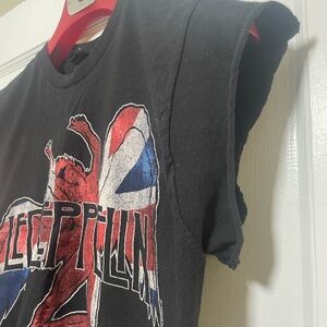 Women’s Cropped Black Muscle Led Zeppelin Graphic T-Shirt - Size M